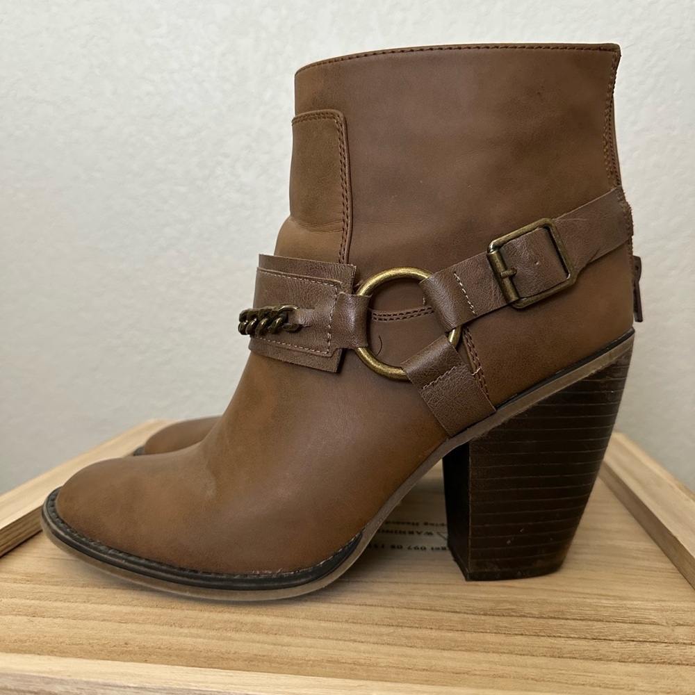 Block Heel Buckled Ankle Bootie
